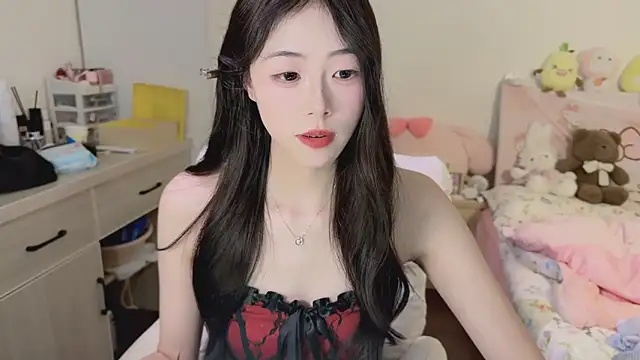 Onecutelittle webcam