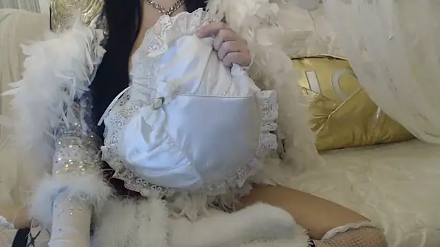 Mia-Montal777 webcam