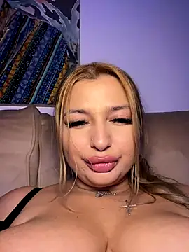 AllysonK webcam
