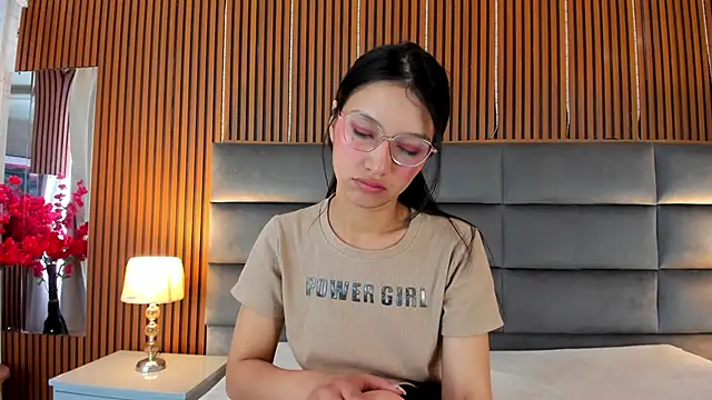 Sophie_Calloway webcam