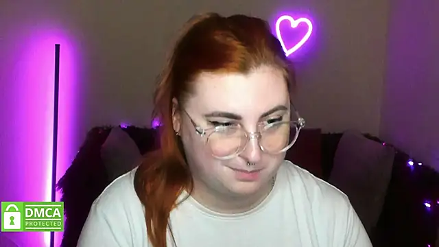 Alicia_love00 webcam