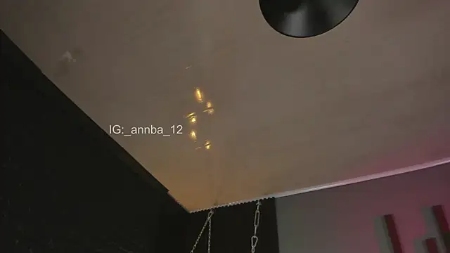 annie_barozzi webcam