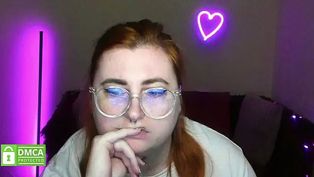 Alicia_love00 webcam