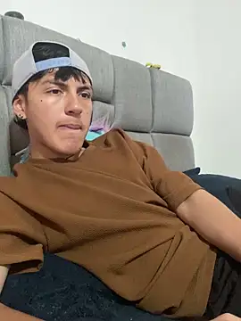 NaytonFreeman webcam