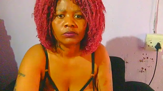 Augustine-Blooomxx webcam