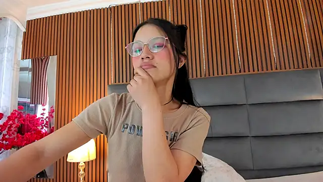 Sophie_Calloway webcam