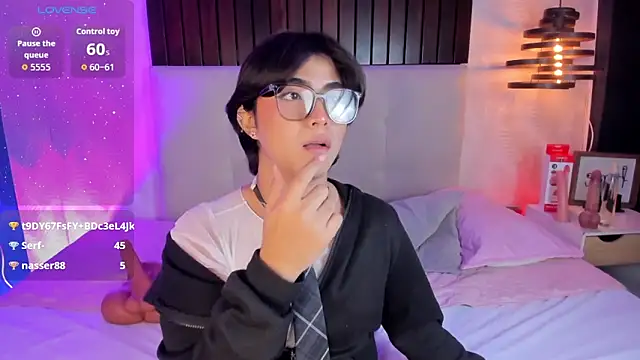 Creamy_Angelo webcam