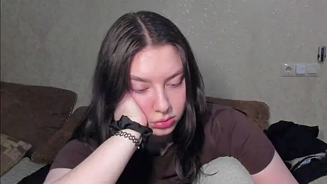 muuur_fam - Muuur_fam's free webcam