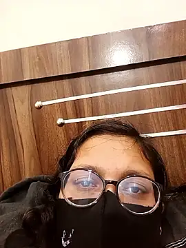 Mahira_sharma01 webcam