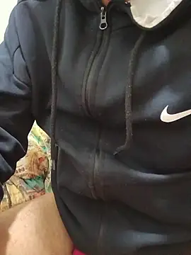 dark-skinned212 webcam