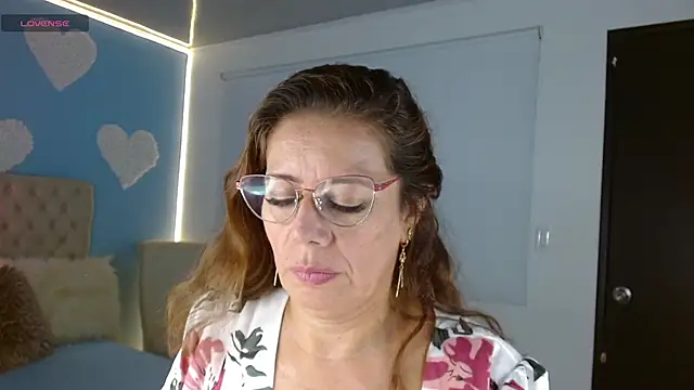 channelsmith_55 webcam