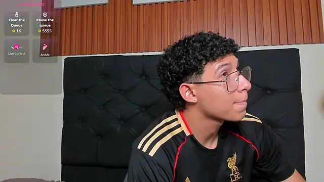 Antoniio_miller webcam