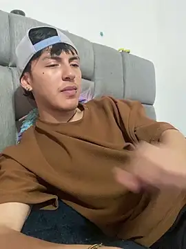 NaytonFreeman webcam