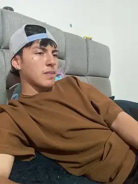 NaytonFreeman webcam