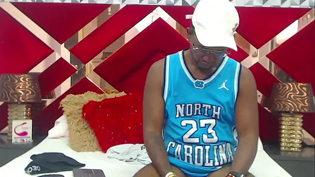 andycalifornia1 (Ask my age) - Merry Christmas