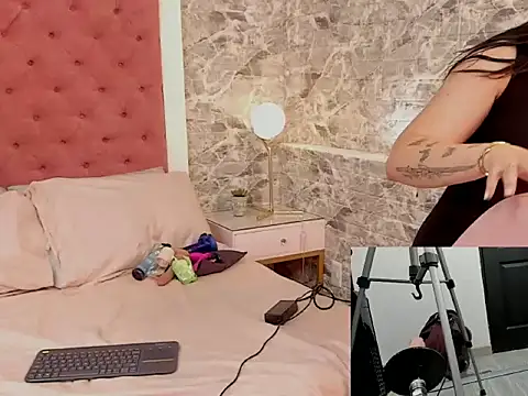 _Nikky_hearts webcam