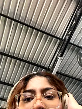 Webcam Model (Juliana_News)  is live.Free join now!