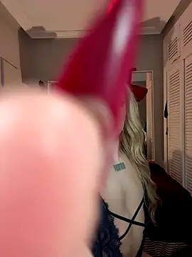 Crystal_________ webcam