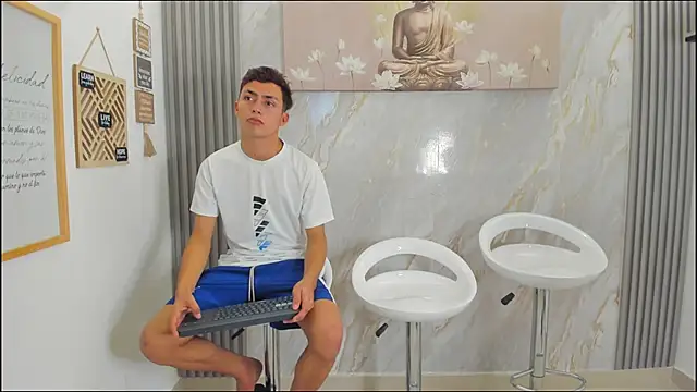 VERY_HOT_GUYS webcam