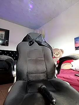 Naughty_Charly webcam