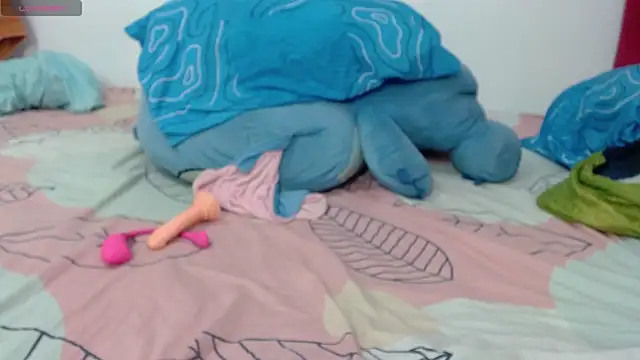 INDIAN_HORNY1 webcam