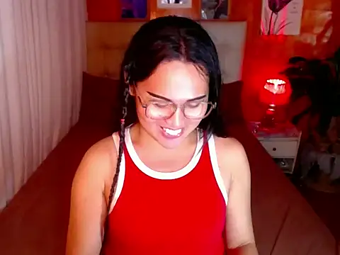 urmidnightcravingsxx webcam