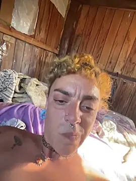 Webcam Model (SalyTredelMonte)  is live.Free join now!