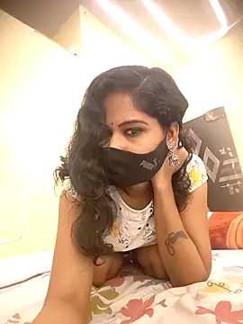 Webcam Model (Snaya-baby)  is live.Free join now!