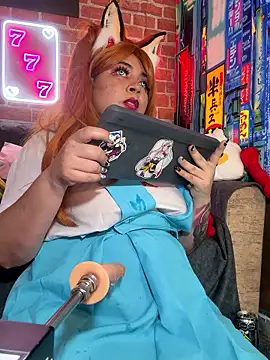 Lucycosplay777 webcam