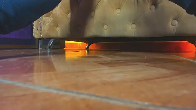 Scarlett_Barnes webcam