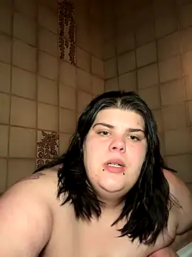 rosebratcat__ webcam