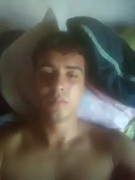 Hugoxxxxxxxxxxxx webcam