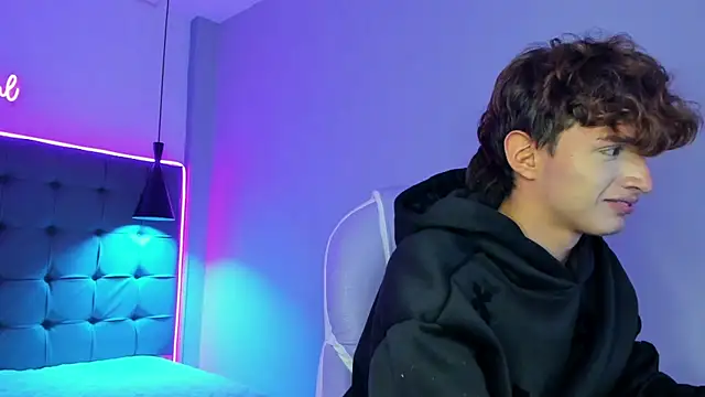 NicolasFerrer18 webcam