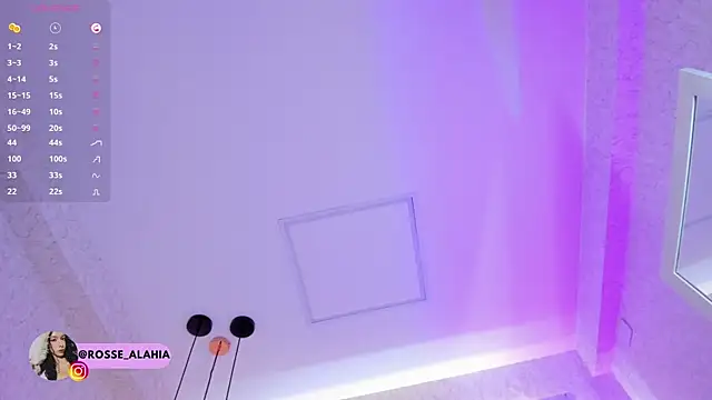 alahia_rosse webcam