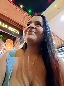 Julieth_hot-69 webcam