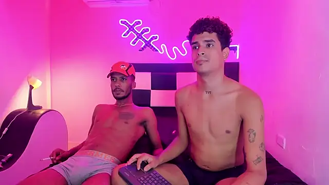 Lucky_boys__X webcam