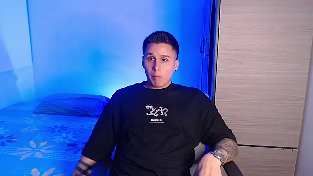 valentinosex1 webcam