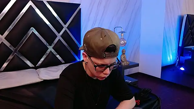 SpencerMontgomery webcam