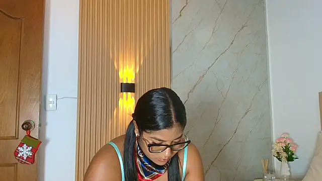 Madisson_Queens webcam