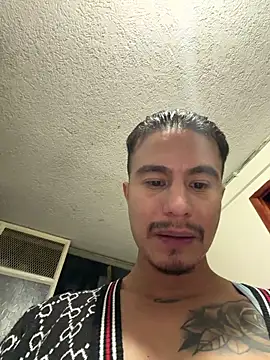 DominickVegas webcam