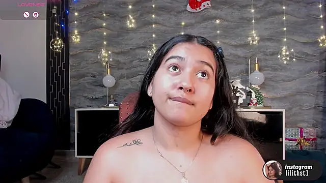 lilithst_ webcam
