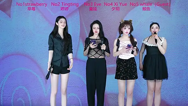 美女SoHo__club在线直播