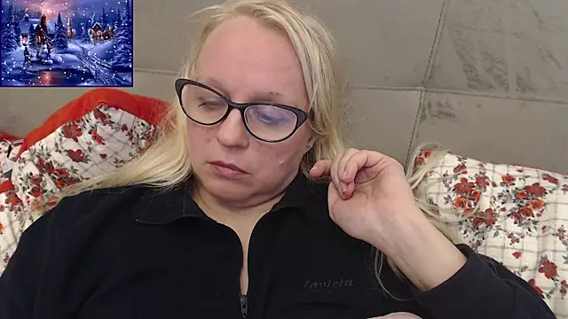 martachatte - Martachatte's free webcam - UK Sex Cams