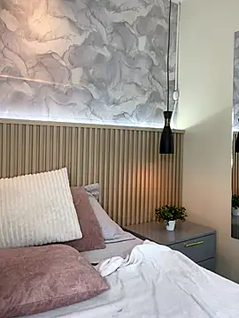 Webcam Model (AinaraJimenez)  is live.Free join now!