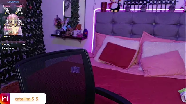 Kata_Bigboobs webcam