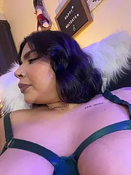 Webcam Model (GigiiStone)  is live.Free join now!