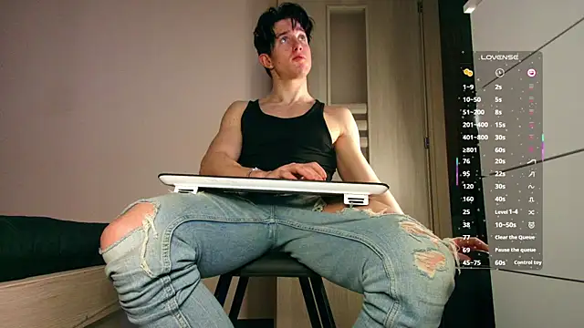 ChristianLevine_ webcam