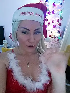 Webcam Model (visnjica)  is live.Free join now!