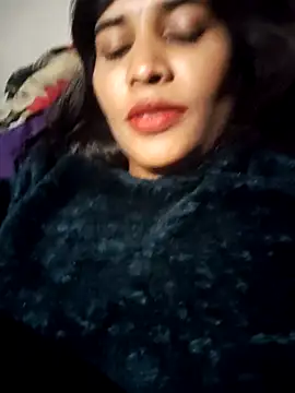 Webcam Model (cute_radhikaa)  is live.Free join now!