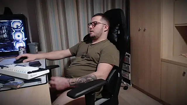 kevinnlovelly webcam